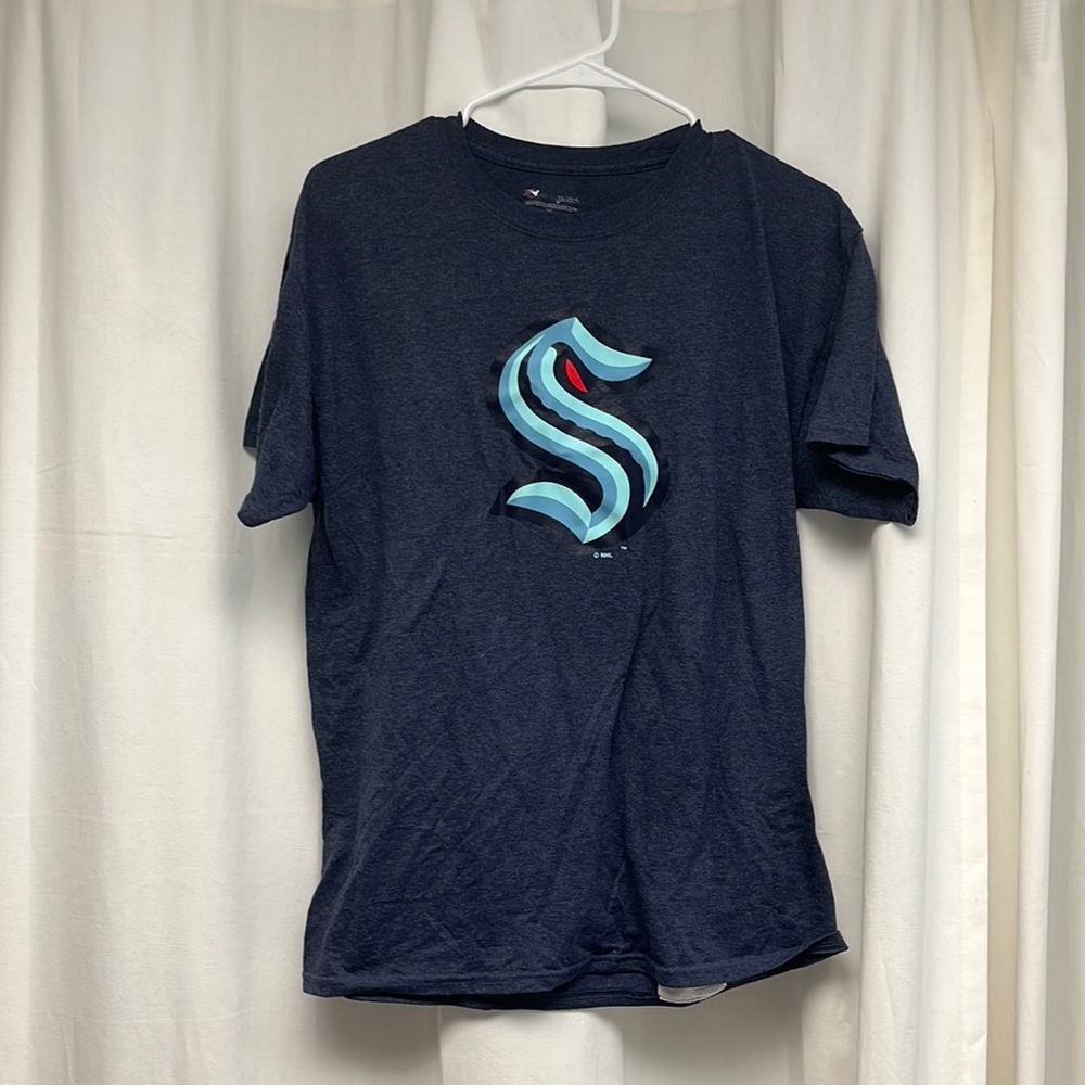Seattle Kraken T Shirt Size Medium